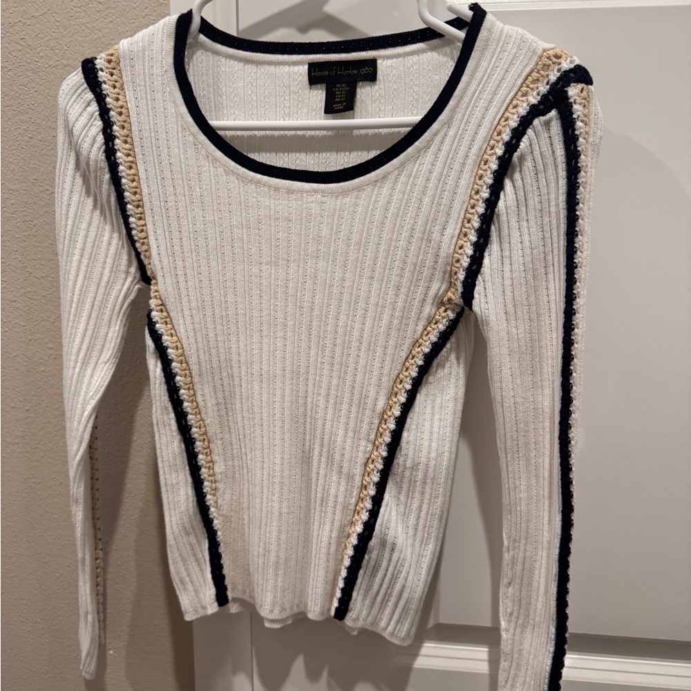 House of Harlow 1960 White and Navy Long Sleeve Top